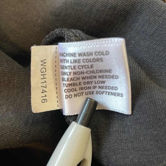 Lady Hagen Women’s Medium Stretch Full Zip Long Sleeve Black Jacket - Picture 8 of 8